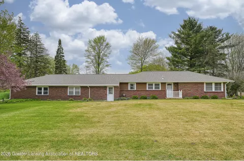 3604 S Dewitt Rd, Saint Johns, MI 48879