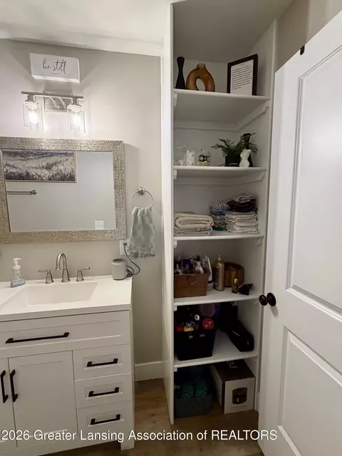 Other - 608 Detroit St, Jackson, MI 49201 photo 4 of 7