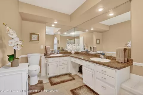 Bath - 5930 Eagles Way, Haslett, MI 48840 photo 2 of 4