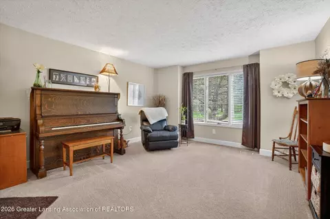 Living - 5930 Eagles Way, Haslett, MI 48840 photo 2 of 2