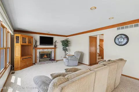 13599 Honeylocust Dr, Dewitt, MI 48820 photo 7