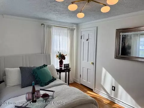 Bedroom - 1221 Pershing Dr, Lansing, MI 48910 photo 1 of 5