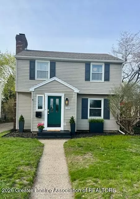 1221 Pershing Dr, Lansing, MI 48910