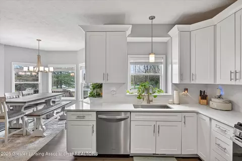 Kitchen - 5265 Haversham Dr, Haslett, MI 48840 photo 2 of 4