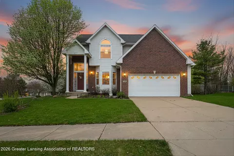 5265 Haversham Dr, Haslett, MI 48840