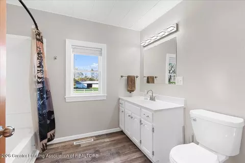 Bath - 450 Noble Rd, Williamston, MI 48895 photo 1 of 1