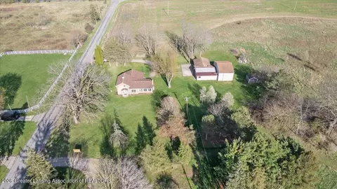 View/Area - 450 Noble Rd, Williamston, MI 48895 photo 2 of 6