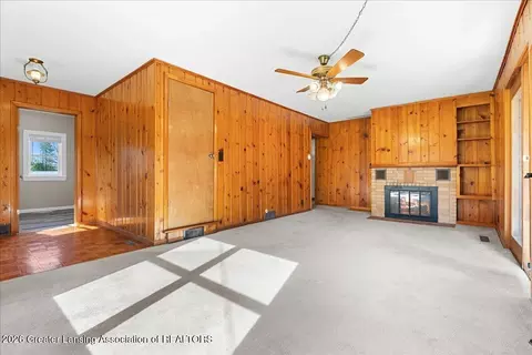 Living - 450 Noble Rd, Williamston, MI 48895 photo 6 of 6
