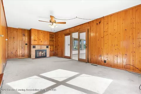 Living - 450 Noble Rd, Williamston, MI 48895 photo 4 of 6