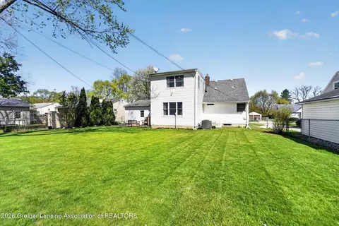 Exterior - 4322 Devonshire Ave, Lansing, MI 48910 photo 5 of 8