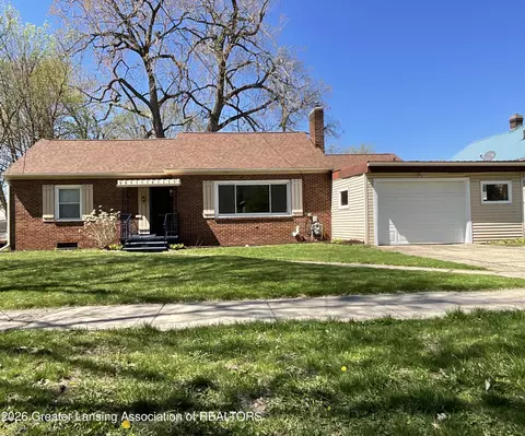 134 S Fairview Ave, Lansing, MI 48912