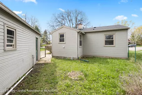 Exterior - 200 Rita St, Lansing, MI 48910 photo 3 of 3