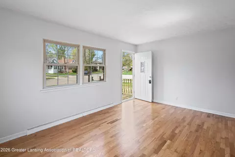 Living - 200 Rita St, Lansing, MI 48910 photo 2 of 3