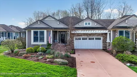 605 Ibis Cir, East Lansing, MI 48823