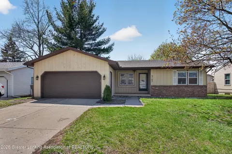 4767 Wolf Run Ave #SE, Kentwood, MI 49548