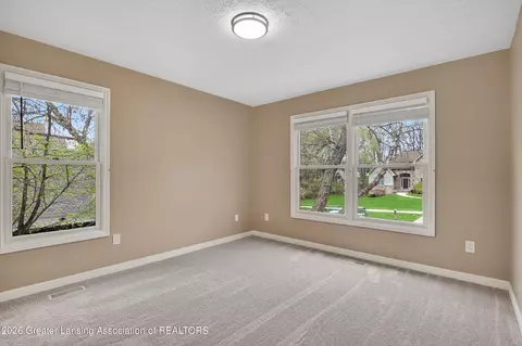 Bedroom - 518 Looking Glass Gln, Dewitt, MI 48820 photo 5 of 7