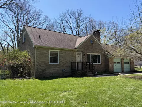4514 Eastwood Dr, Okemos, MI 48864