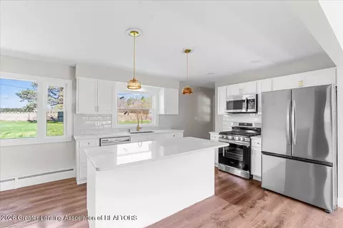 Kitchen - 3776 Hendee Rd, Jackson, MI 49201 photo 1 of 4