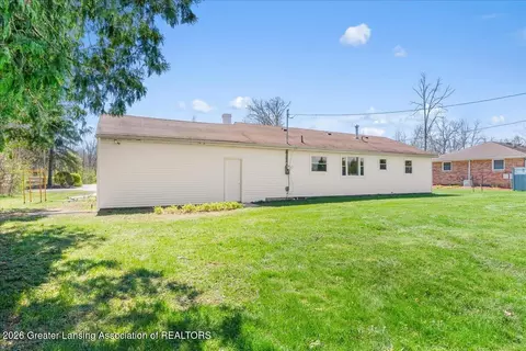 Exterior - 3776 Hendee Rd, Jackson, MI 49201 photo 2 of 4