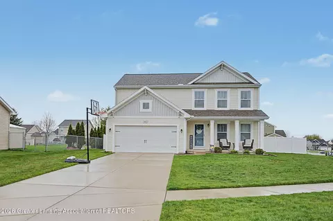 Exterior - 5633 Bittern Dr, Holt, MI 48842 photo 3 of 5