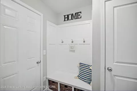 Entry Way - 5633 Bittern Dr, Holt, MI 48842 photo 3 of 4