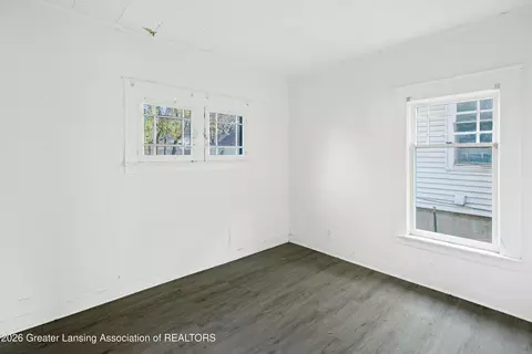 Bedroom - 516 Smith Ave, Lansing, MI 48910 photo 2 of 5