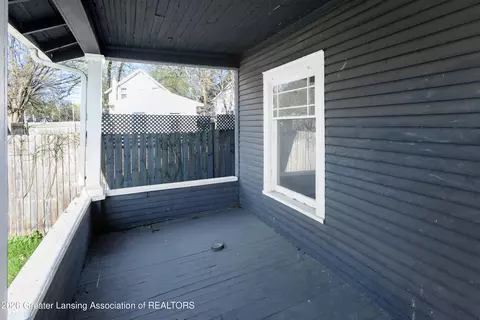 Exterior - 516 Smith Ave, Lansing, MI 48910 photo 2 of 3