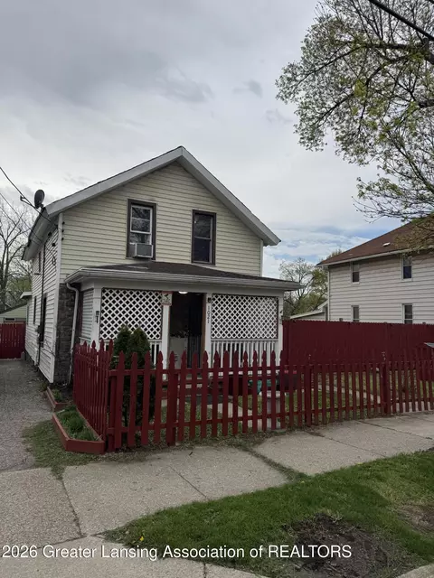 1021 Cleveland St, Lansing, MI 48906