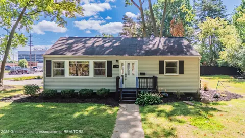 1176 Sabron Dr, East Lansing, MI 48823