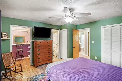 Bedroom - 6275 Lake Dr, Haslett, MI 48840 photo 1 of 4