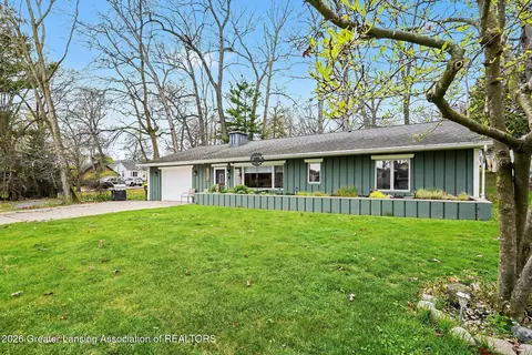Exterior - 6275 Lake Dr, Haslett, MI 48840 photo 3 of 10