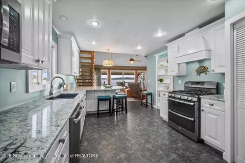 Kitchen - 1328 Shepard St, Crystal, MI 48818 photo 1 of 5