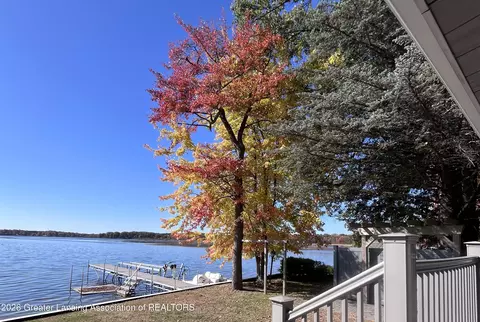 Exterior - 1328 Shepard St, Crystal, MI 48818 photo 8 of 8