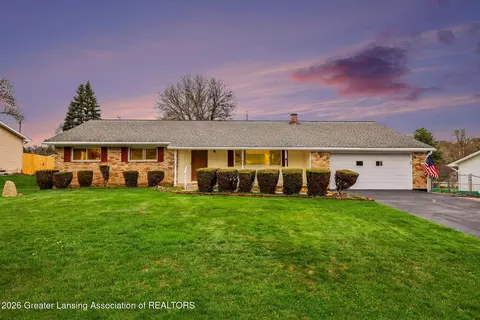 3678 Trianon Trl, Holt, MI 48842