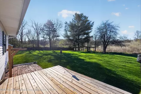 Exterior - 8410 Coleman Rd, Haslett, MI 48840 photo 2 of 16