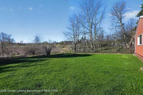 Exterior - 8410 Coleman Rd, Haslett, MI 48840 photo 11 of 16