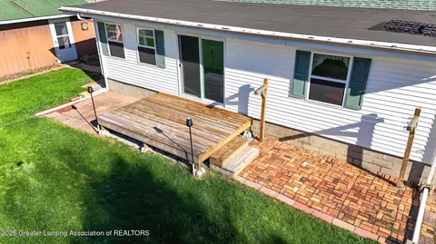 Exterior - 8410 Coleman Rd, Haslett, MI 48840 photo 14 of 16