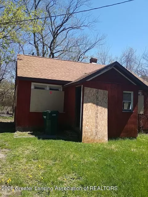 2812 Cynwood St, Lansing, MI 48906