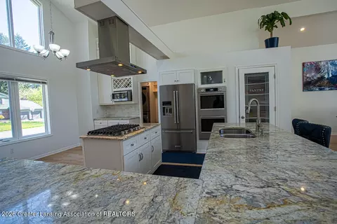 Kitchen - 2159 Long Leaf Trl, Okemos, MI 48864 photo 3 of 6