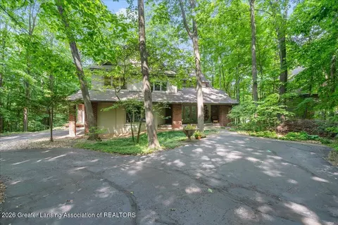 4279 Shadow Rdg, Okemos, MI 48864