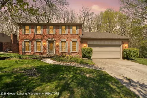 45470 Green Valley Rd, Plymouth, MI 48170