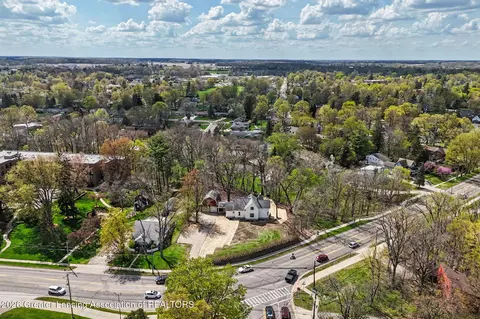 View/Area - 652 E Jefferson St, Grand Ledge, MI 48837 photo 1 of 6