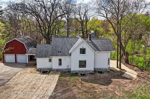 Other - 652 E Jefferson St, Grand Ledge, MI 48837 photo 14 of 15