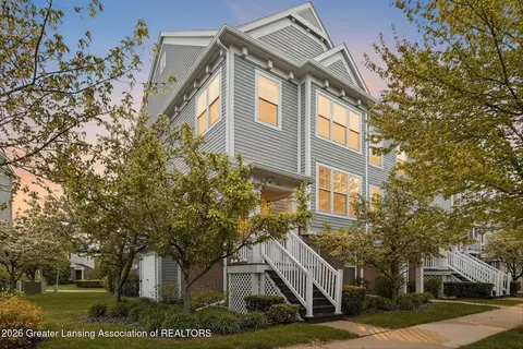 332 Red Ryder Dr #44, Plymouth, MI 48170