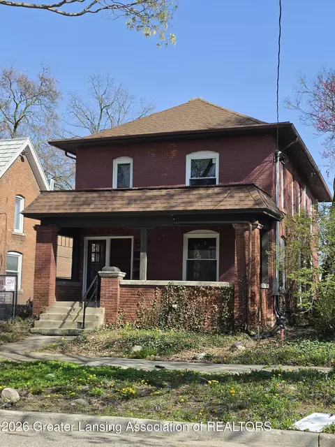 819 Eureka St, Lansing, MI 48912