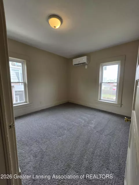 Bedroom - 819 Eureka St, Lansing, MI 48912 photo 2 of 4