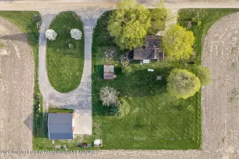 View/Area - 5120 W Humphrey Rd, Ithaca, MI 48847 photo 2 of 5