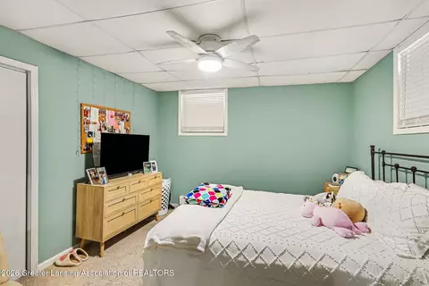 Bedroom - 104 Rex St, Saint Johns, MI 48879 photo 4 of 5
