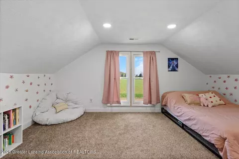 Bedroom - 7008 E Maple Rapids Rd, Elsie, MI 48831 photo 6 of 8