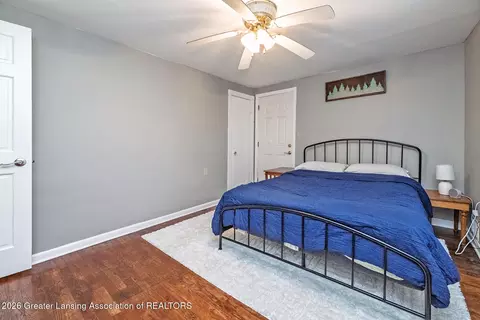 Bedroom - 3129 Cedarbrook Ave, Lansing, MI 48910 photo 4 of 5